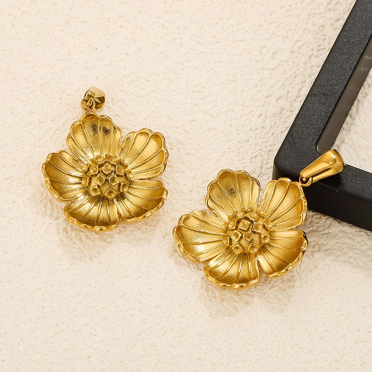 2 ชิ้น Lot สแตนเลส Charms จี้  - Embellishment Crafts บทวิจารณ์และราคา